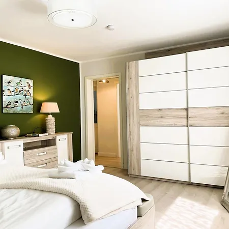 Hus Strungud Og Apartment *