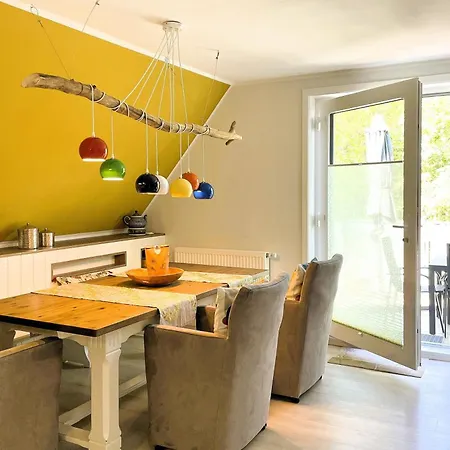 Apartment Hus Strungud Og *