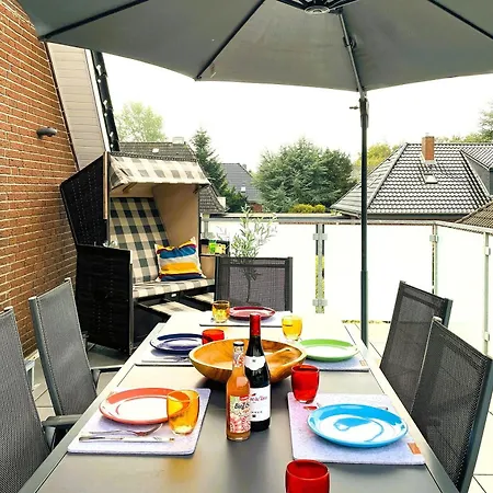 Lägenhet Hus Strungud Og, Strandstrasse